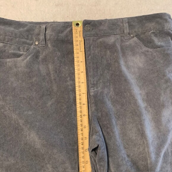Christopher & Banks Womens Gray Soft Corduroy Straight Leg Stretch Pants Sz 12 - Picture 8 of 9